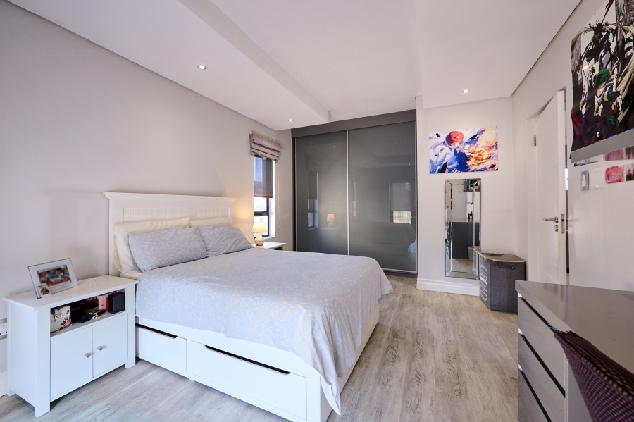 4 Bedroom Property for Sale in Waterfall Country Village Gauteng