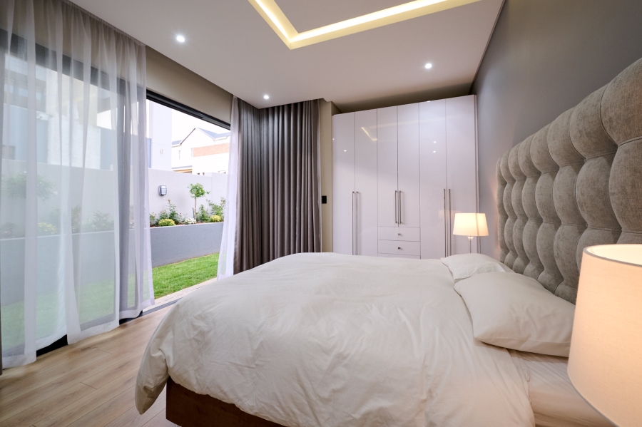 4 Bedroom Property for Sale in Waterfall Country Estate Gauteng