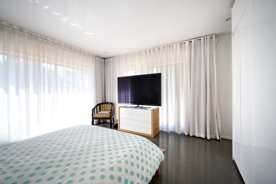 4 Bedroom Property for Sale in Carlswald North Estate Gauteng