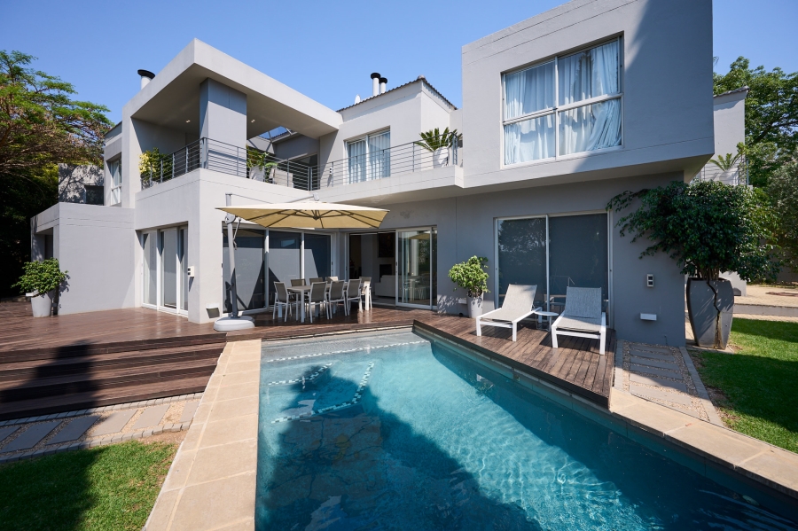 4 Bedroom Property for Sale in Carlswald North Estate Gauteng