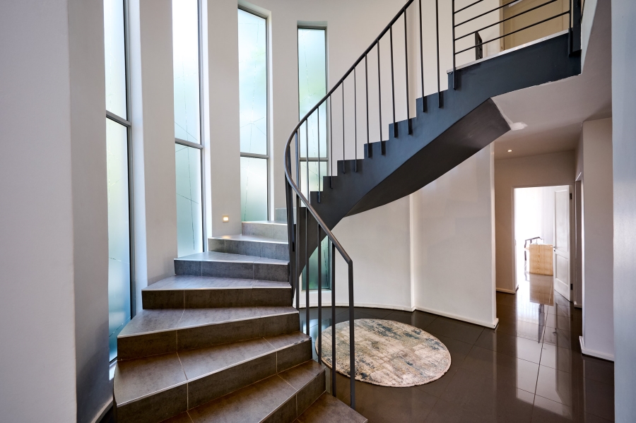 4 Bedroom Property for Sale in Carlswald North Estate Gauteng