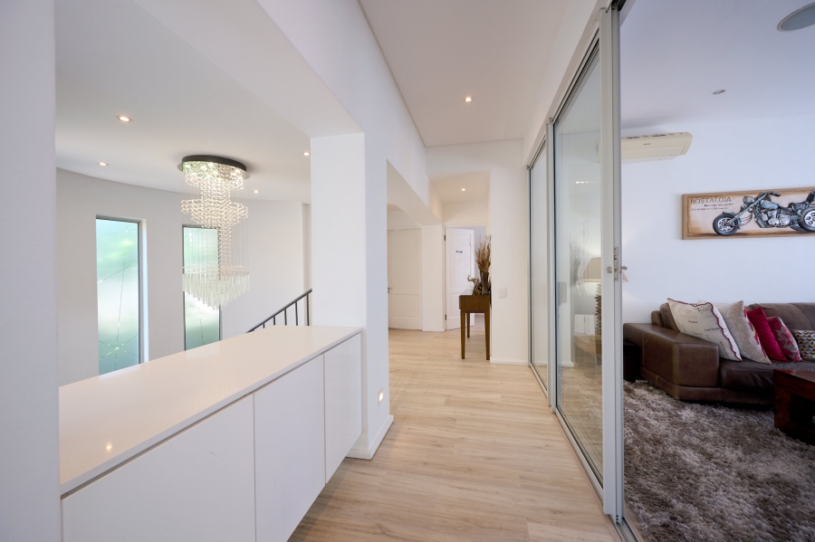 4 Bedroom Property for Sale in Carlswald North Estate Gauteng