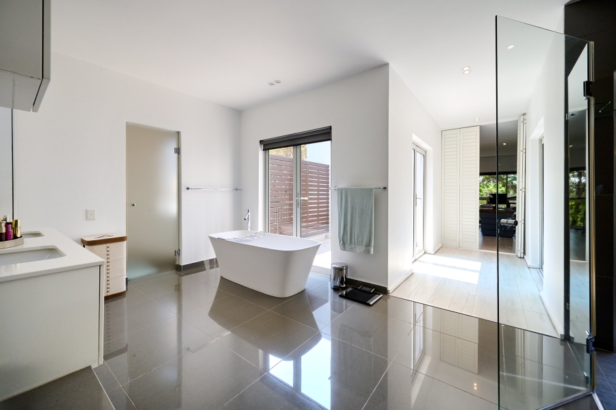 4 Bedroom Property for Sale in Carlswald North Estate Gauteng