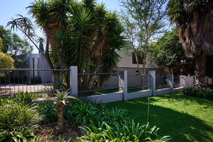 4 Bedroom Property for Sale in Carlswald North Estate Gauteng
