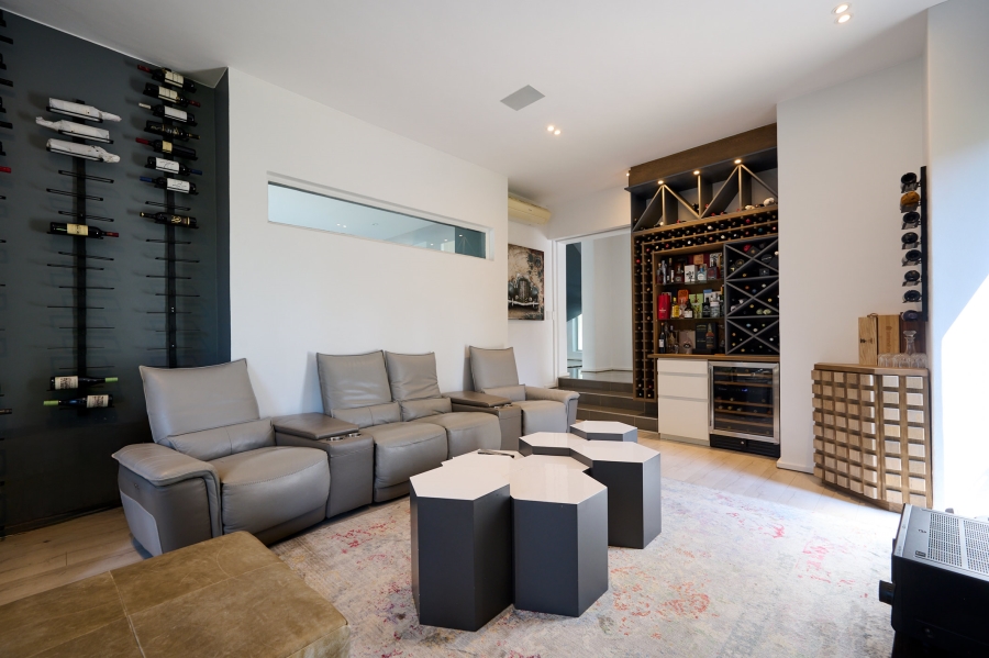 4 Bedroom Property for Sale in Carlswald North Estate Gauteng