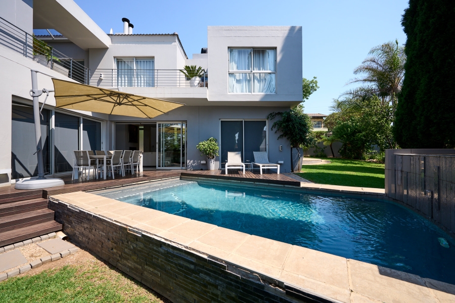4 Bedroom Property for Sale in Carlswald North Estate Gauteng