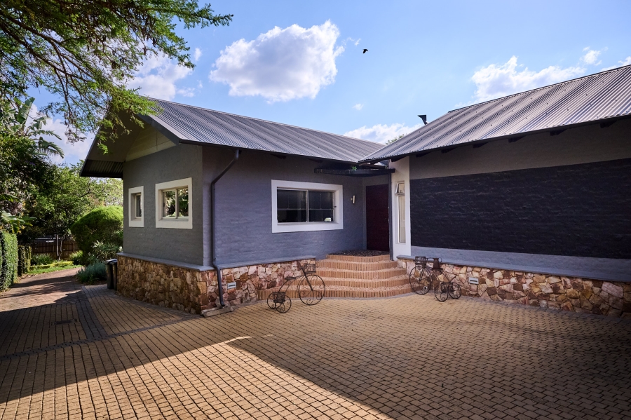4 Bedroom Property for Sale in Carlswald Estate Gauteng