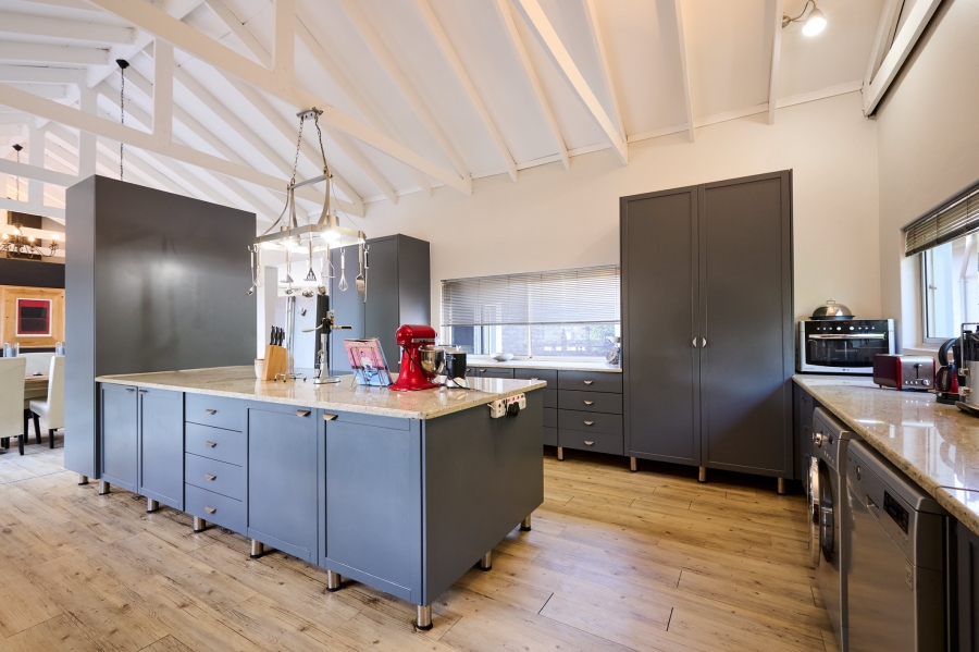 4 Bedroom Property for Sale in Carlswald Estate Gauteng