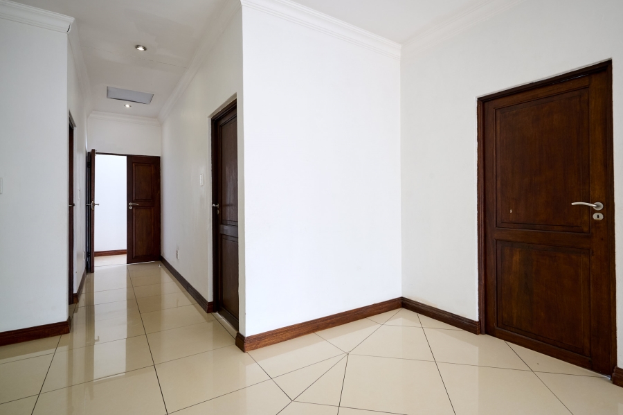 5 Bedroom Property for Sale in Carlswald North Estate Gauteng