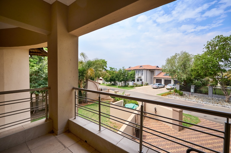 5 Bedroom Property for Sale in Carlswald North Estate Gauteng