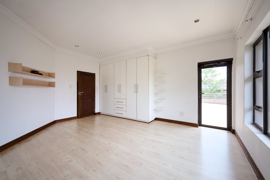 5 Bedroom Property for Sale in Carlswald North Estate Gauteng