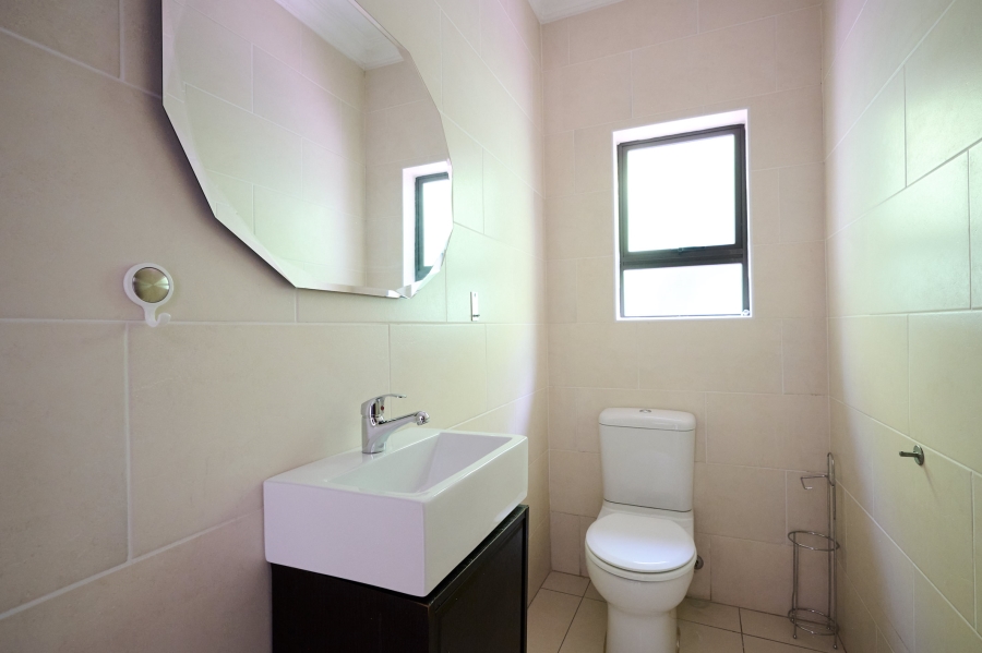 5 Bedroom Property for Sale in Carlswald North Estate Gauteng