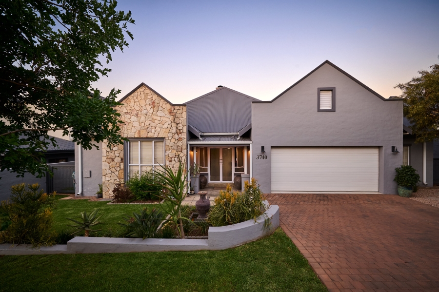 3 Bedroom Property for Sale in Waterfall Country Village Gauteng