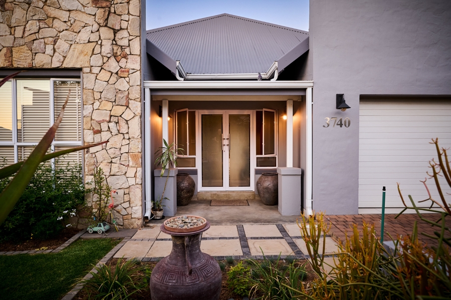 3 Bedroom Property for Sale in Waterfall Country Village Gauteng