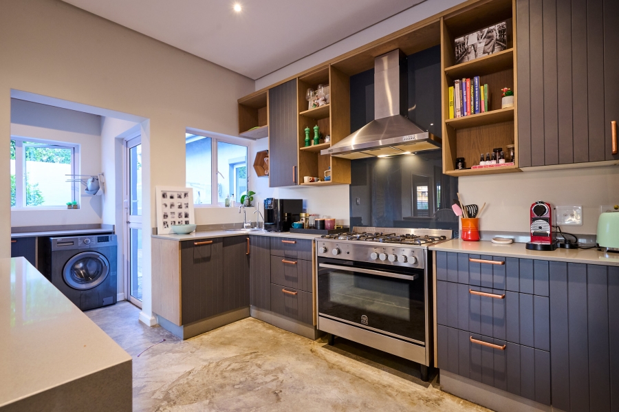 3 Bedroom Property for Sale in Waterfall Country Village Gauteng