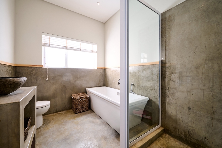 3 Bedroom Property for Sale in Waterfall Country Village Gauteng