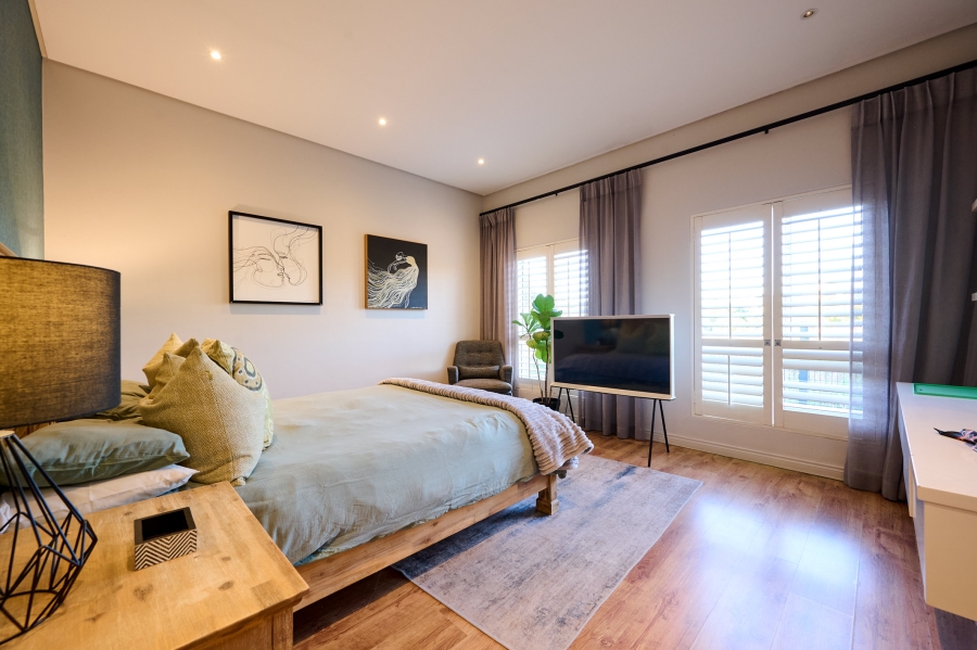 3 Bedroom Property for Sale in Waterfall Country Village Gauteng