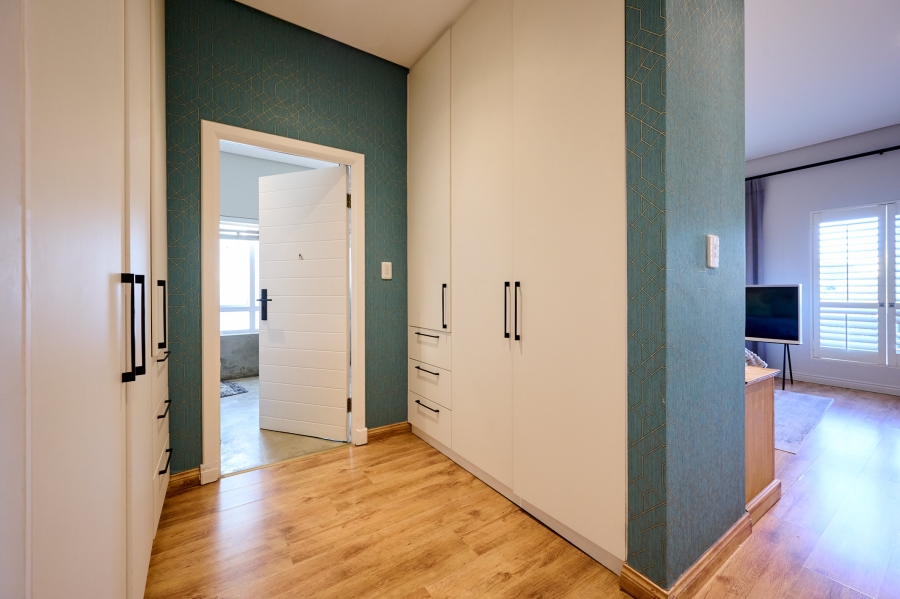 3 Bedroom Property for Sale in Waterfall Country Village Gauteng