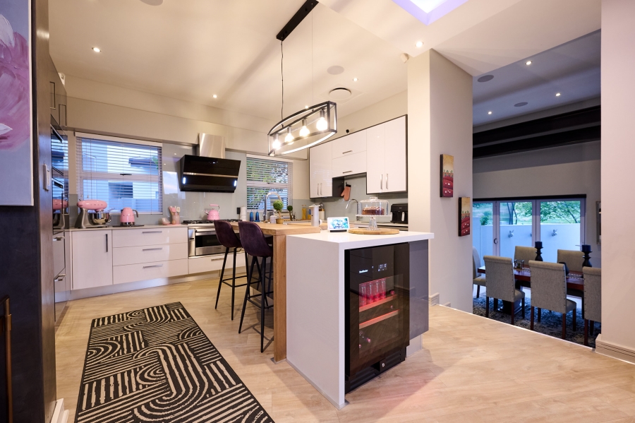 4 Bedroom Property for Sale in Waterfall Country Village Gauteng