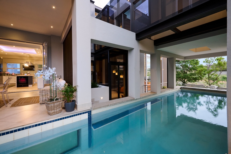 4 Bedroom Property for Sale in Waterfall Country Village Gauteng