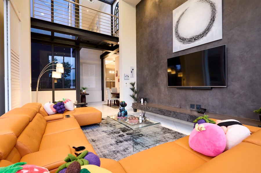 4 Bedroom Property for Sale in Waterfall Country Village Gauteng