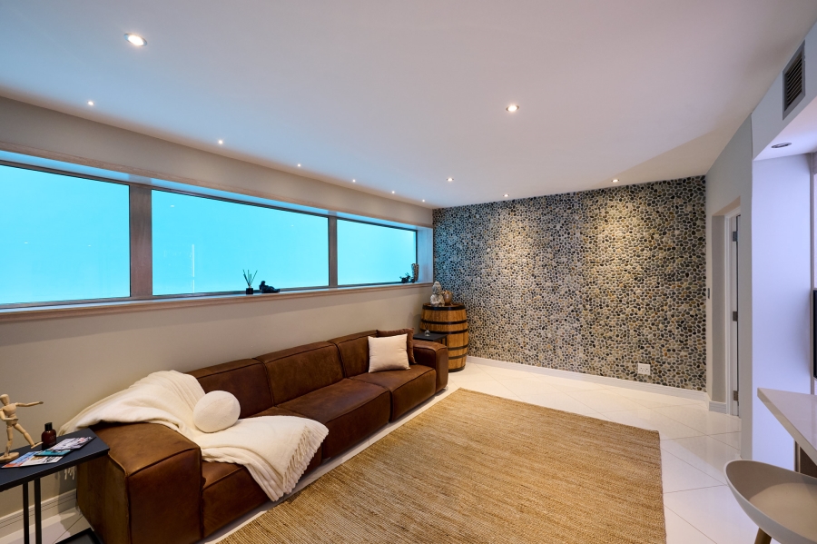 4 Bedroom Property for Sale in Waterfall Country Village Gauteng