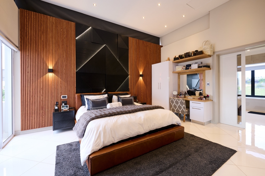 4 Bedroom Property for Sale in Waterfall Country Village Gauteng