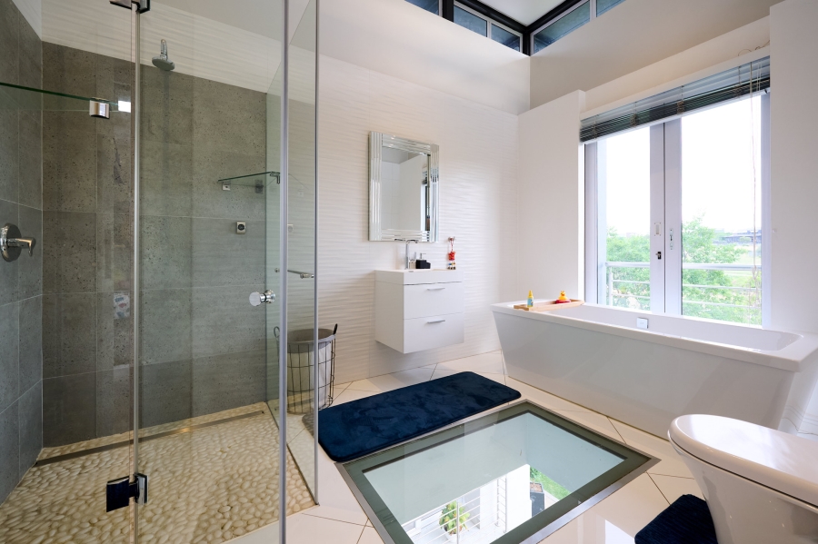 4 Bedroom Property for Sale in Waterfall Country Village Gauteng