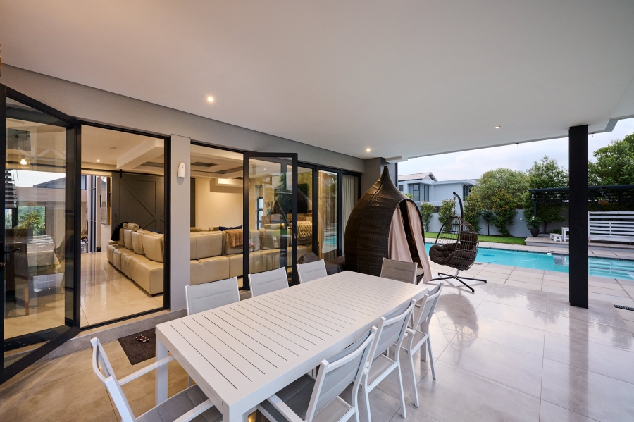 5 Bedroom Property for Sale in Waterfall Country Estate Gauteng