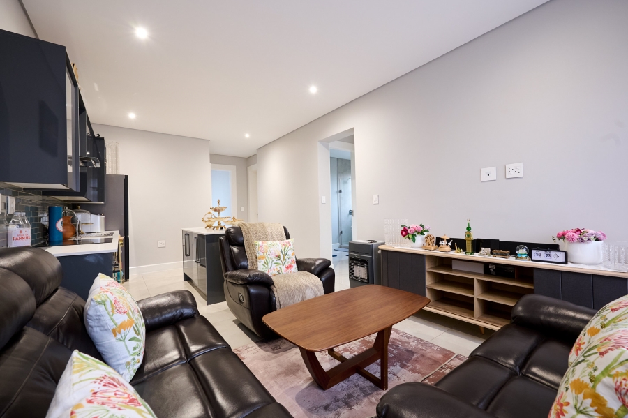 5 Bedroom Property for Sale in Waterfall Country Estate Gauteng