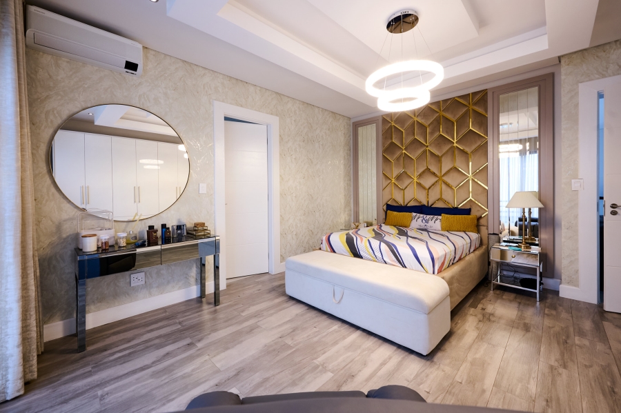 5 Bedroom Property for Sale in Waterfall Country Estate Gauteng