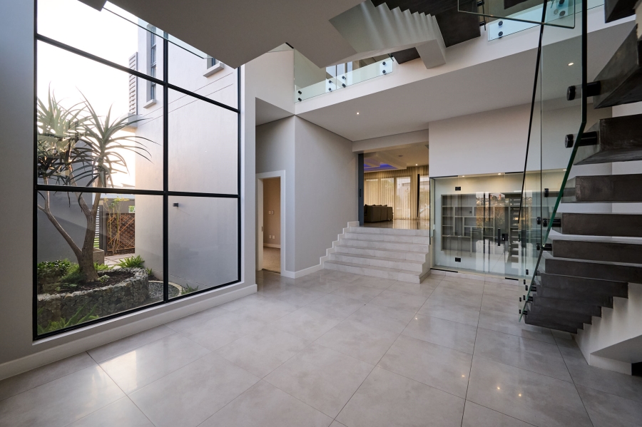 5 Bedroom Property for Sale in Waterfall Country Estate Gauteng