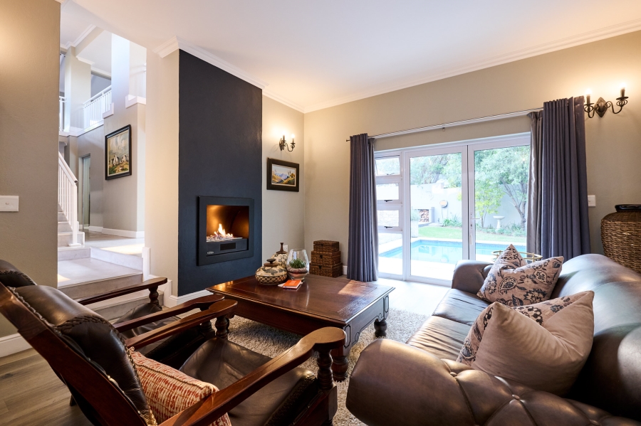 4 Bedroom Property for Sale in Waterfall Country Estate Gauteng