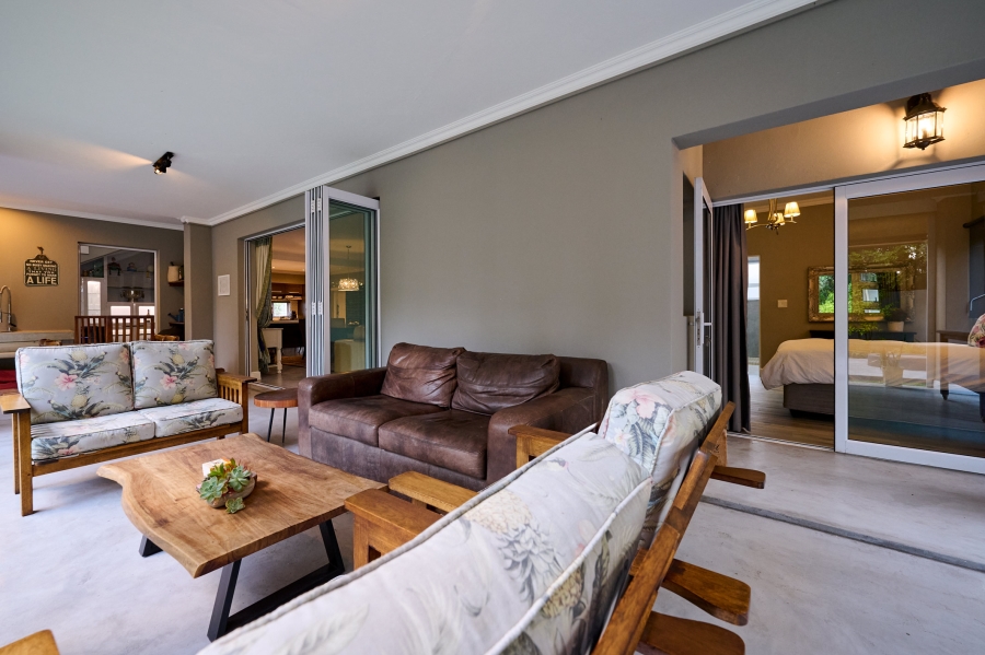 4 Bedroom Property for Sale in Waterfall Country Estate Gauteng