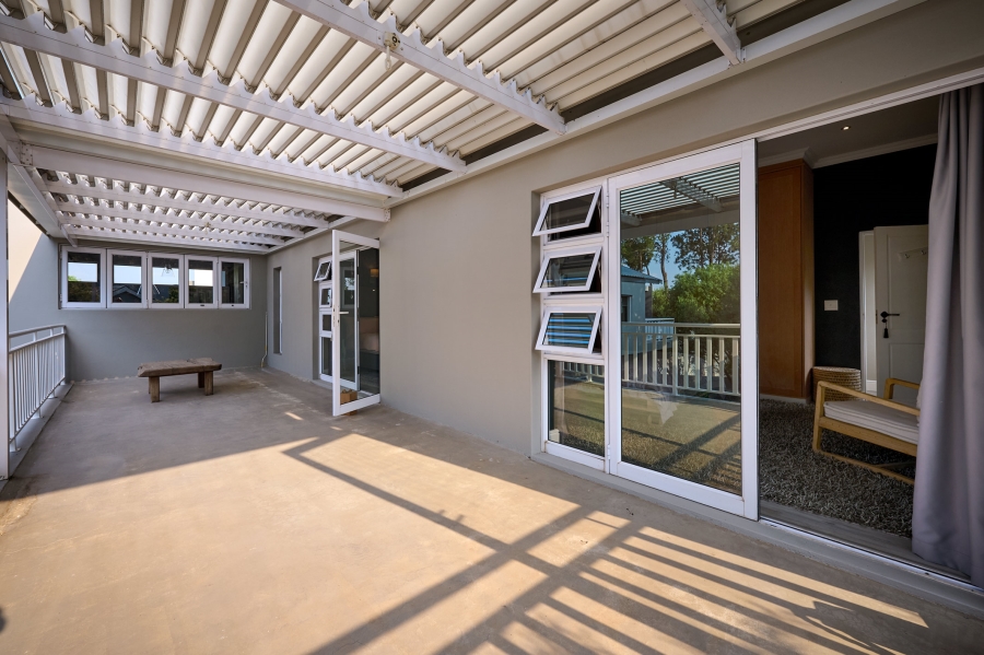 4 Bedroom Property for Sale in Waterfall Country Estate Gauteng