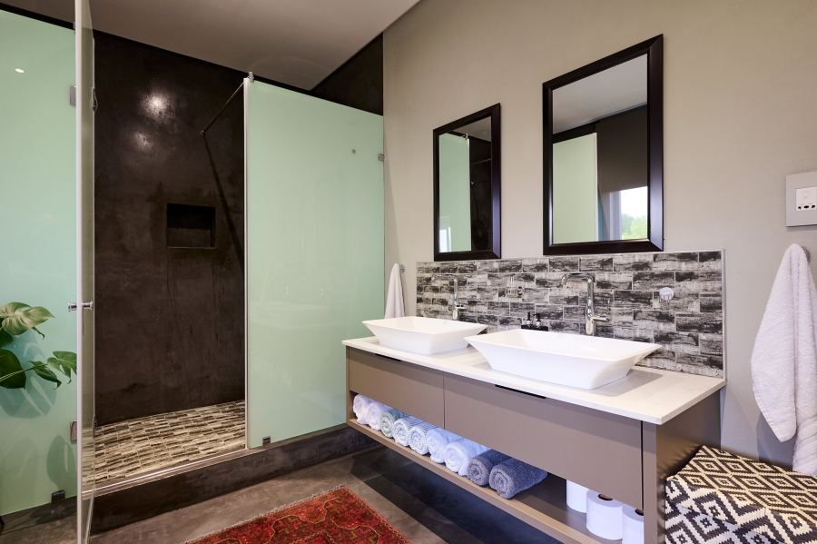 4 Bedroom Property for Sale in Waterfall Country Estate Gauteng