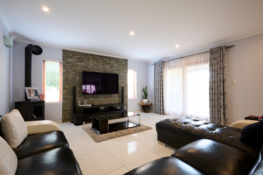 3 Bedroom Property for Sale in Carlswald North Estate Gauteng