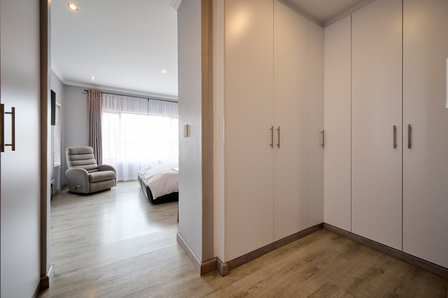 3 Bedroom Property for Sale in Carlswald North Estate Gauteng