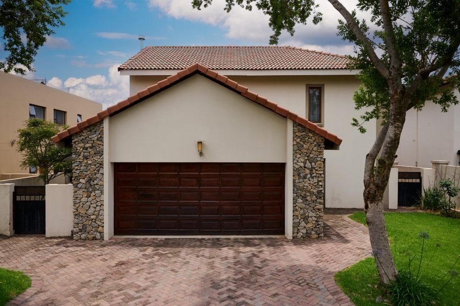 3 Bedroom Property for Sale in Carlswald North Estate Gauteng