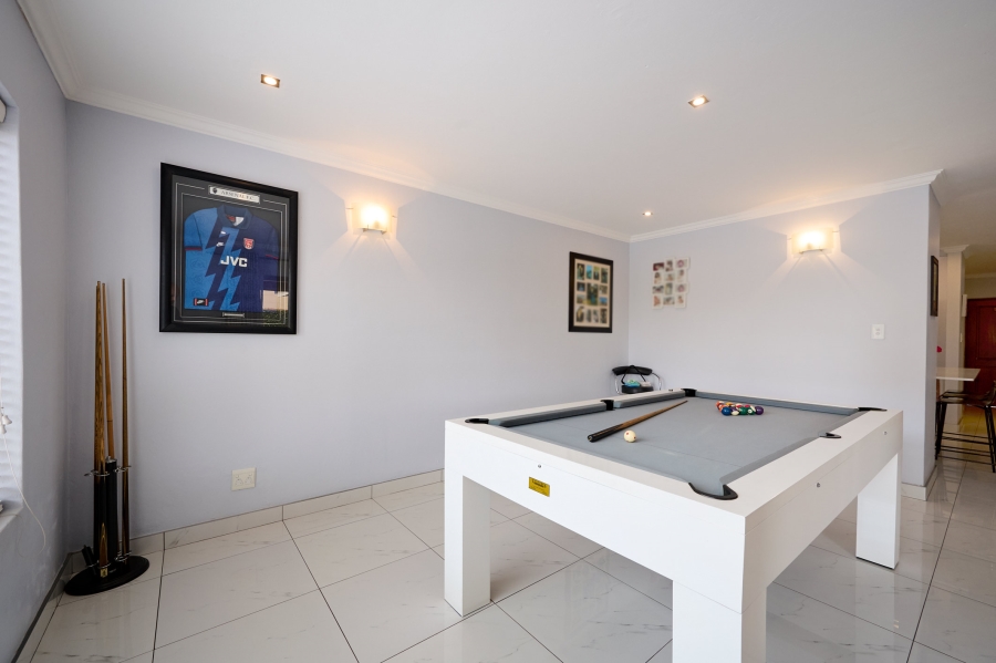 3 Bedroom Property for Sale in Carlswald North Estate Gauteng