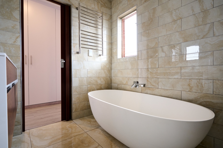 3 Bedroom Property for Sale in Carlswald North Estate Gauteng