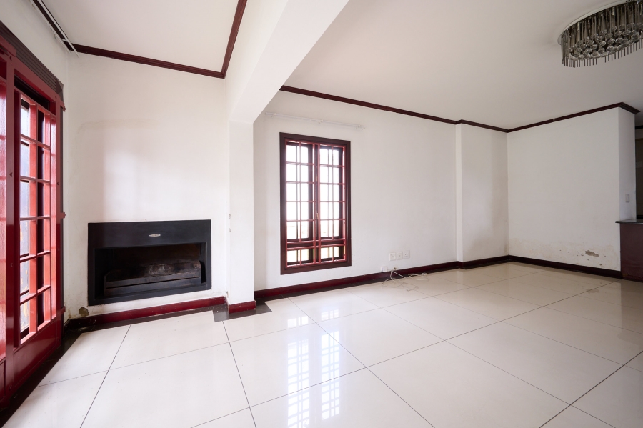 3 Bedroom Property for Sale in Erand Gardens Gauteng