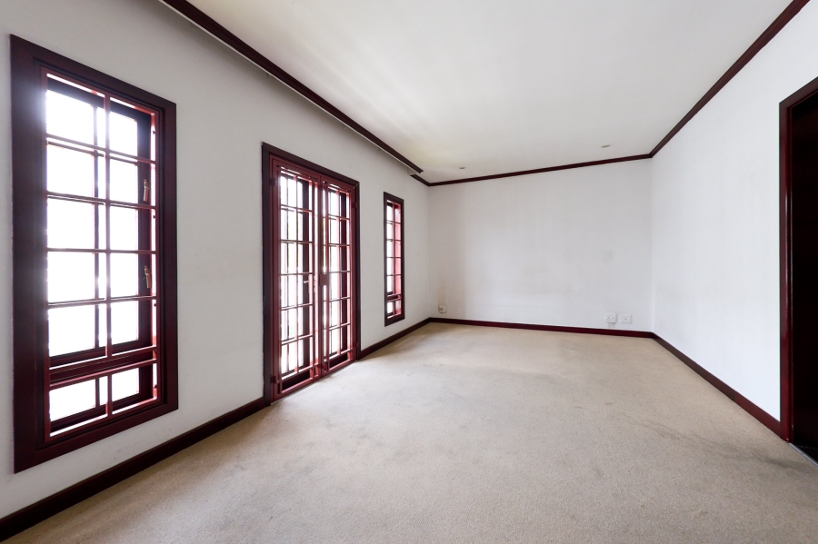 3 Bedroom Property for Sale in Erand Gardens Gauteng