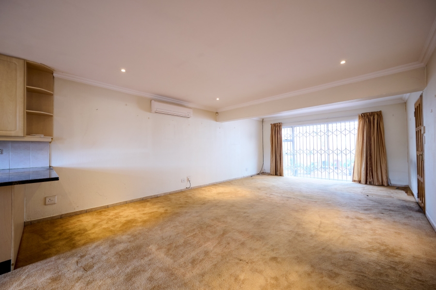 3 Bedroom Property for Sale in Halfway Gardens Gauteng