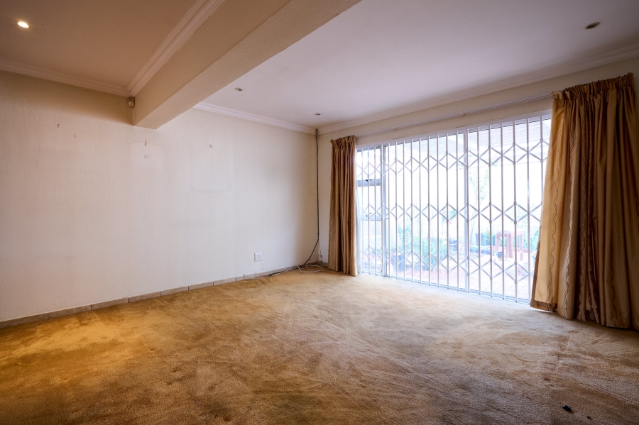 3 Bedroom Property for Sale in Halfway Gardens Gauteng