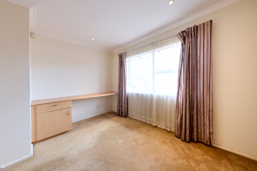 3 Bedroom Property for Sale in Halfway Gardens Gauteng