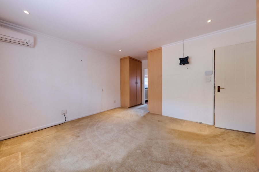 3 Bedroom Property for Sale in Halfway Gardens Gauteng