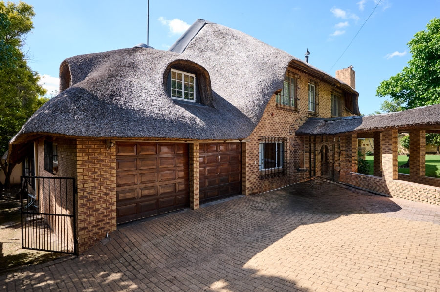 4 Bedroom Property for Sale in Vorna Valley Gauteng