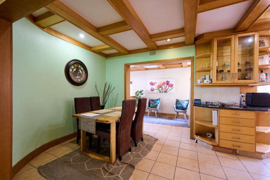 4 Bedroom Property for Sale in Vorna Valley Gauteng