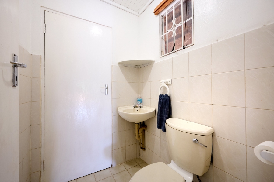 4 Bedroom Property for Sale in Vorna Valley Gauteng